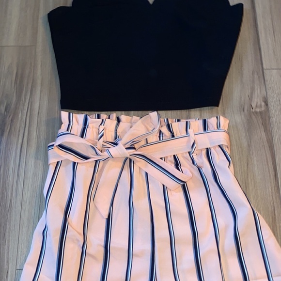 Shirt and shorts set- never worn - Picture 3 of 5